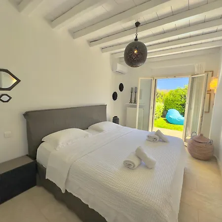Grace Mykonos Villa *